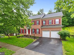 43997 Riverpoint Dr, Leesburg, VA 20176