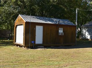 197 E Locust St, Booneville, AR 72927