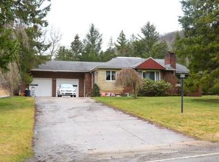 1881 Cobham Park Rd, Warren, PA 16365