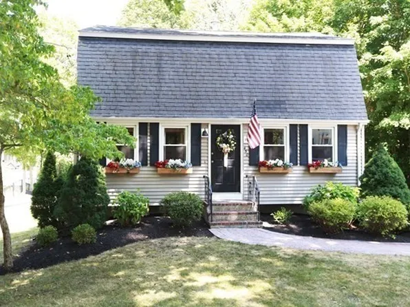 450 Summer St, Bridgewater, MA 02324