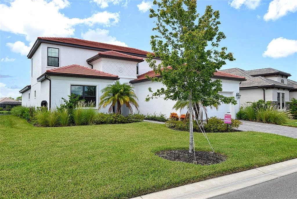 5 bed, 4.5 bath, 3393 sqft, $4,500 — Photo 3