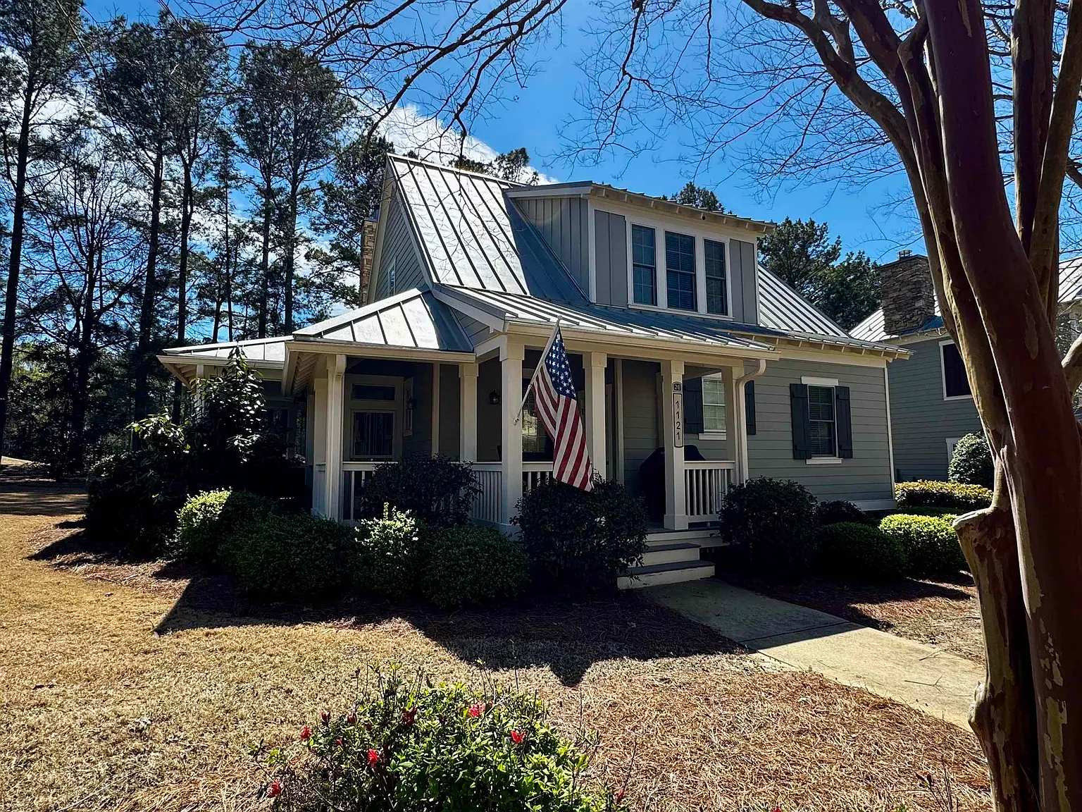 3 bed, 3.5 bath, 1824 sqft, $4,000 — Photo 2