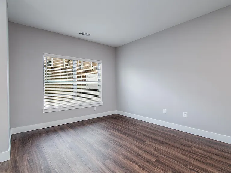 463 Columbus Ave — Photo 27