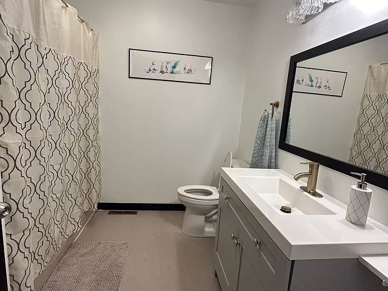 Rainbow Cir — Photo 15