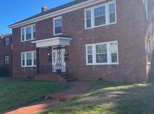 727 E 44th St APT D, Savannah, GA 31405