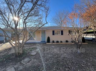 731 W Raines Rd, Memphis, TN 38109