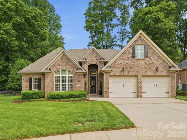2106 Brookberry Ln, Gastonia, NC 28056