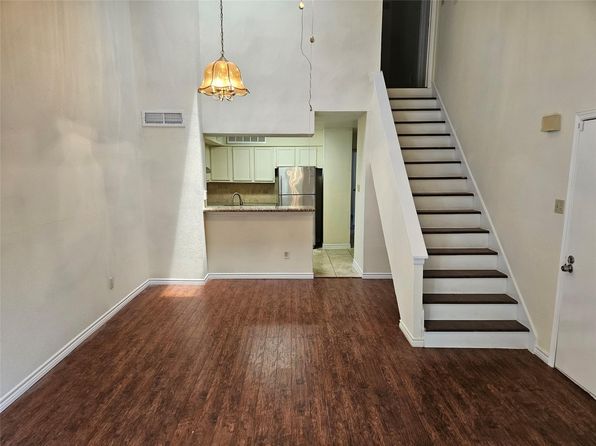 2425 Holly Hall St APT 18