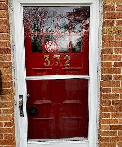 372 Cedar Ave — Photo 7