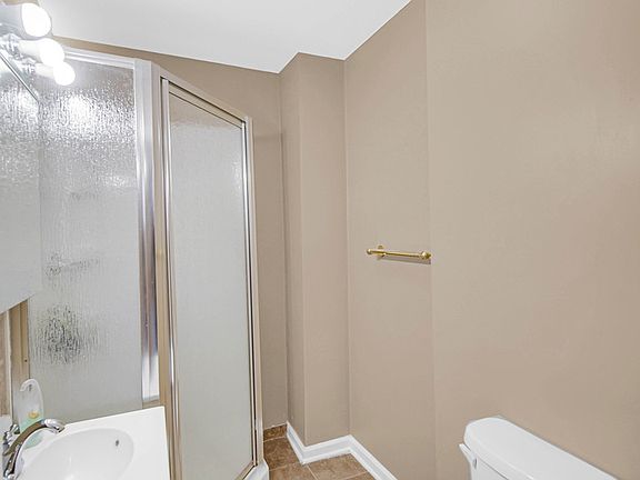 4th image of 6547 S Woodlawn Ave #2