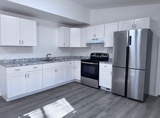 46465 Willis Rd APT 3, Belleville, MI 48111