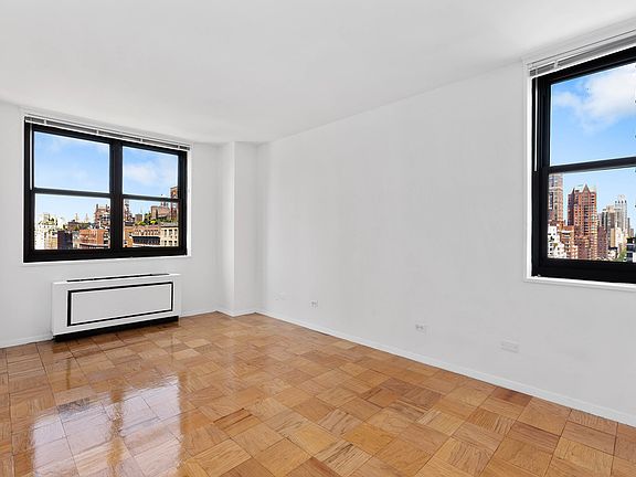 5th image of 200 E 72nd St APT 20K