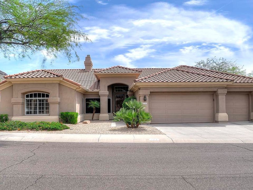 1st image of 1351 E Desert Flower Ln