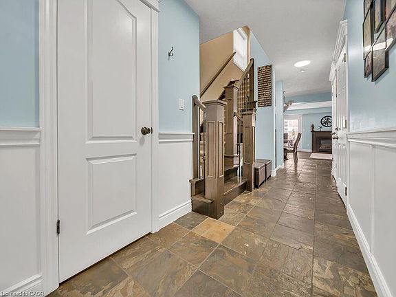 5th image of 29 Amsterdam Cres