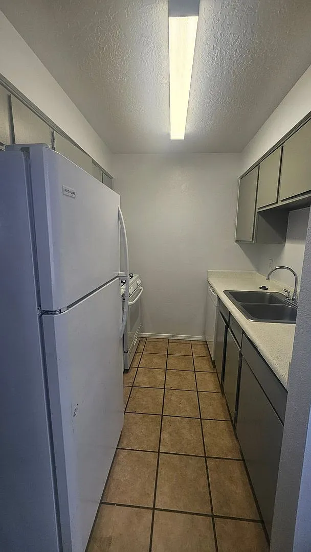 3600 Lafayette Dr. — Photo 4