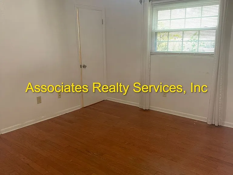 4521 NW 20th Pl — Photo 16
