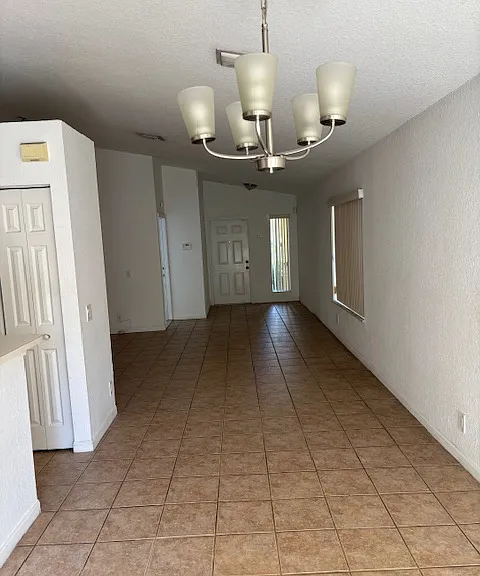 890 Golden Cane Dr — Photo 5
