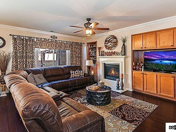 4th image of 3982 White Oak Ln