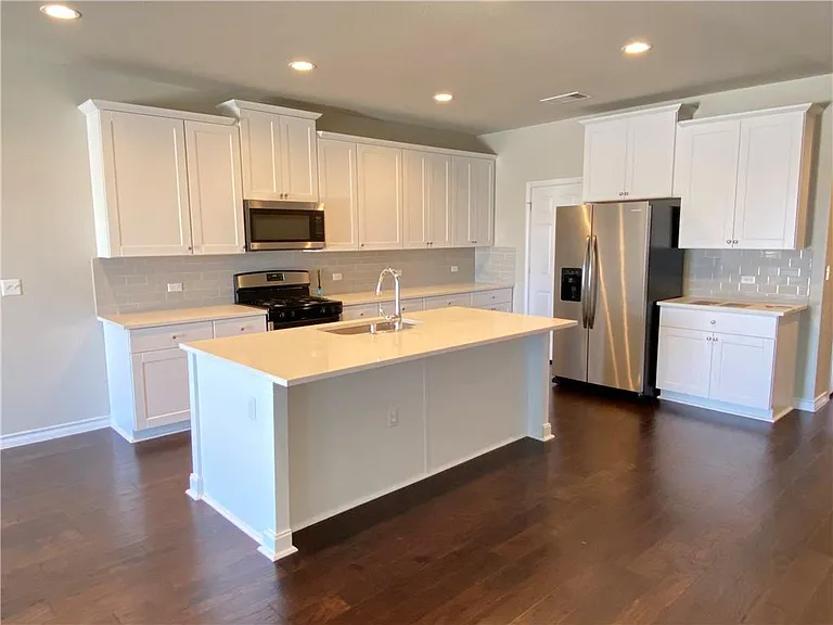 5904 Daly Dr — Photo 21
