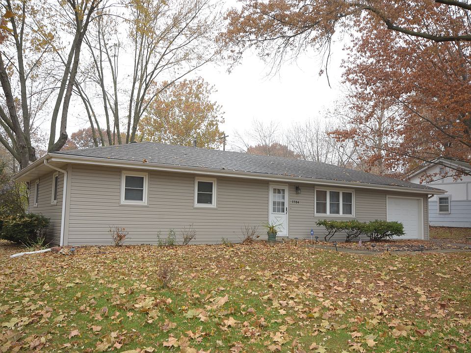 1st image of 1704 Borden St