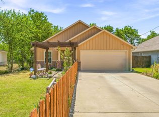 1006 SE 3rd St, Mineral Wells, TX 76067