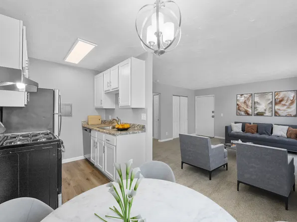 Centennial Woods Apartments