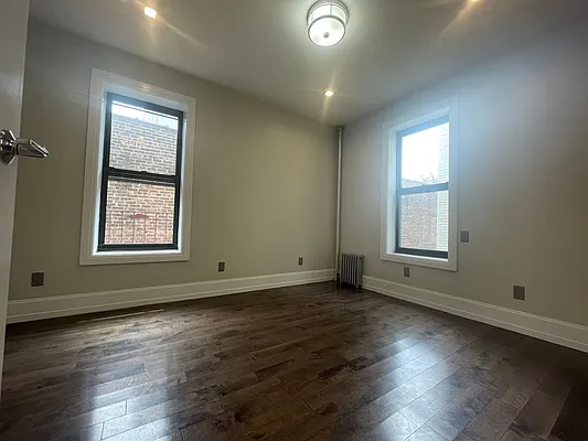 Rented by Zuz Realty | media 11