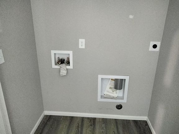 5th image of 18651 E 54th Pl