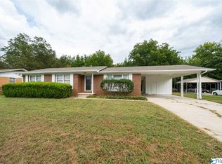 5023 Parkwood Dr NW, Huntsville, AL 35810