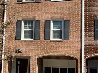 613 N Piedmont St #1, Arlington, VA 22203