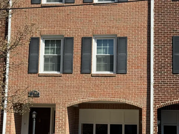 613 N Piedmont St #1, Arlington, VA 22203