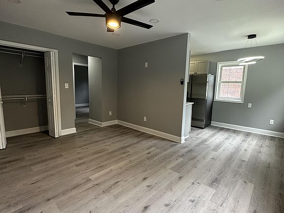 Family room - view 2