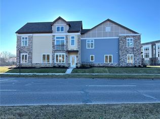 3218 Van Aken Blvd, Shaker Heights, OH 44120