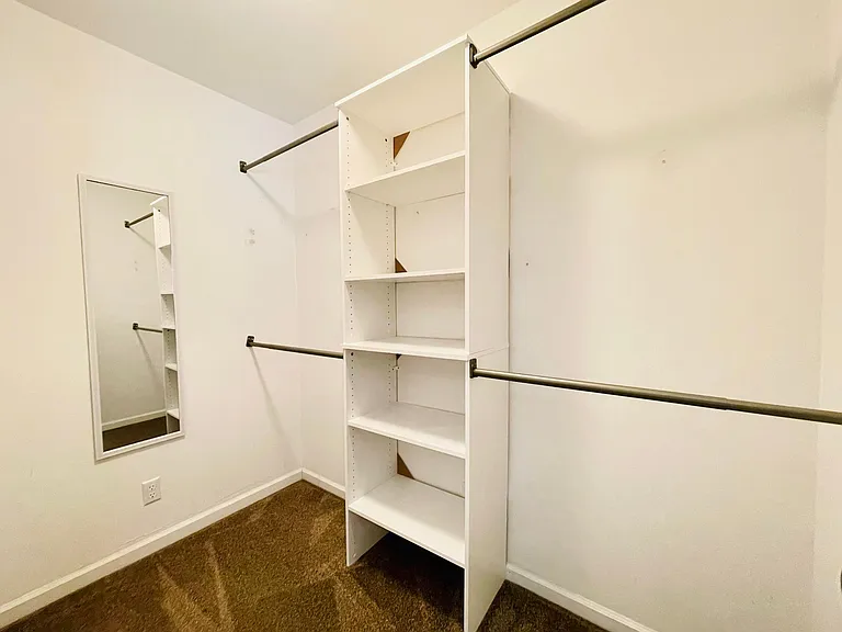 223 Raintree Ln — Photo 20