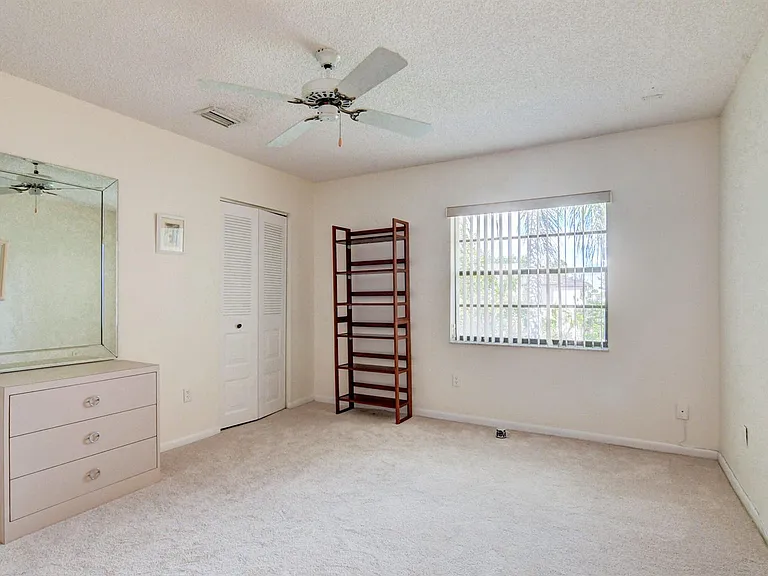 7911 Eastlake Dr #H — Photo 28