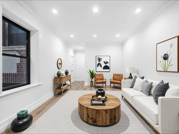 31-14 Crescent Street image 2 of 15