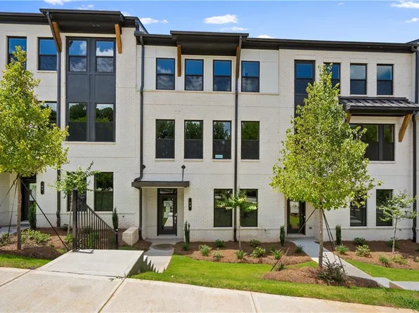 40 Peeples Dr, Lawrenceville, GA 30046