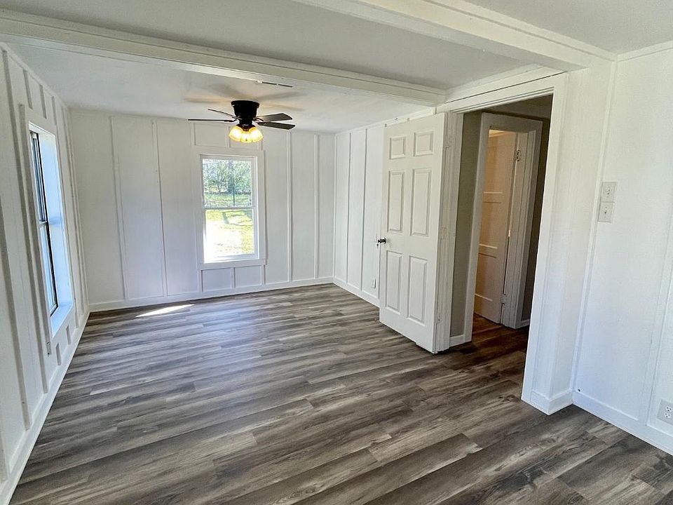 309 S Main St, Arp, TX 75750 | Zillow