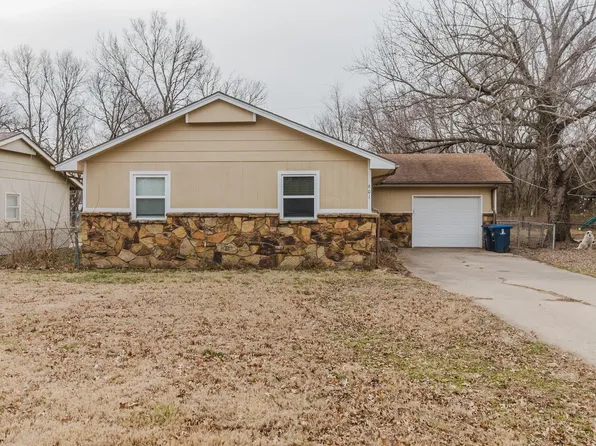 601 W 12th Ave, El Dorado, KS 67042