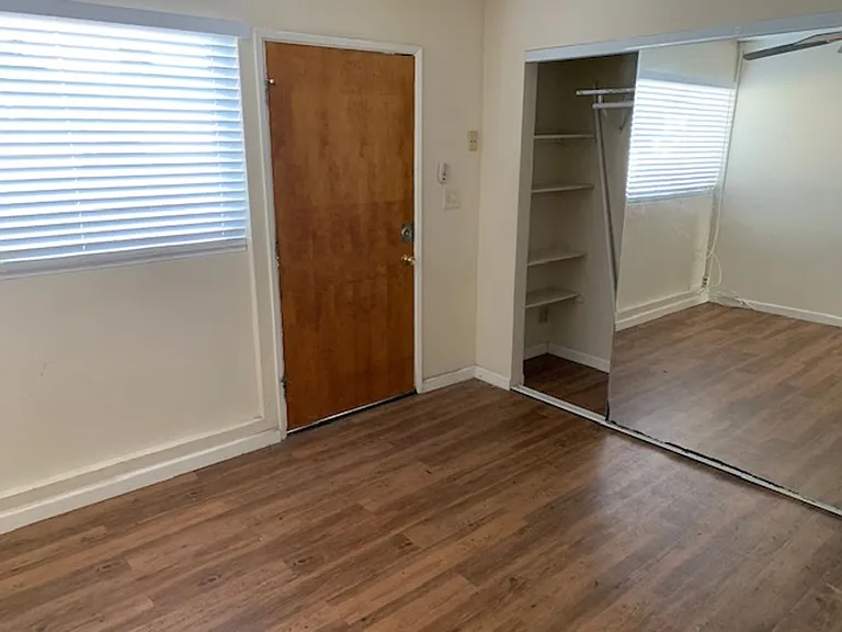 2 bedroom 1 bath apartment for rent — Photo 5