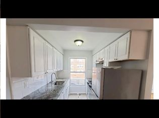 121 21st St #1A, Irvington, NJ 07111