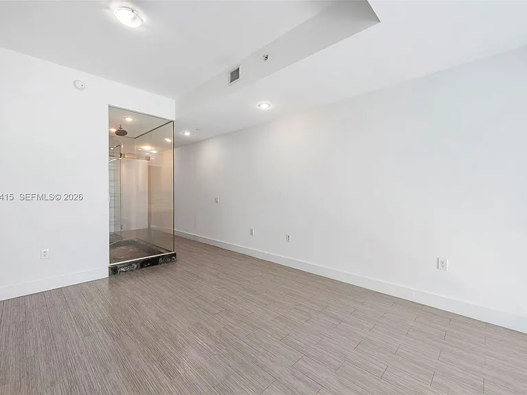 1100 Biscayne Blvd #5705 — Photo 26