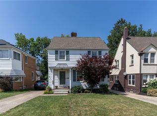 3601 E Scarborough Rd, University Heights, OH 44118