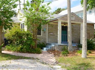 348 8th St, Atlantic Beach, FL 32233