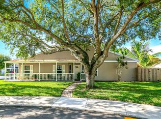 207 SW 159th Ter, Sunrise, FL 33326
