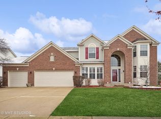 119 English Oak Ln, Streamwood, IL