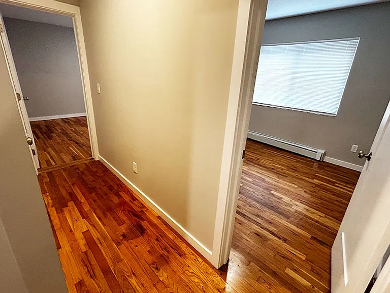 Clifton Woods — Photo 114