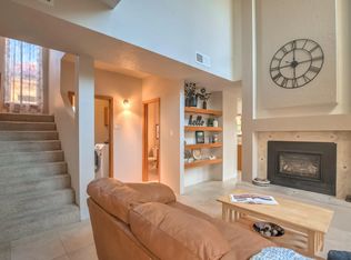 6915 Los Alisos Ct NW, Albuquerque, NM 87120