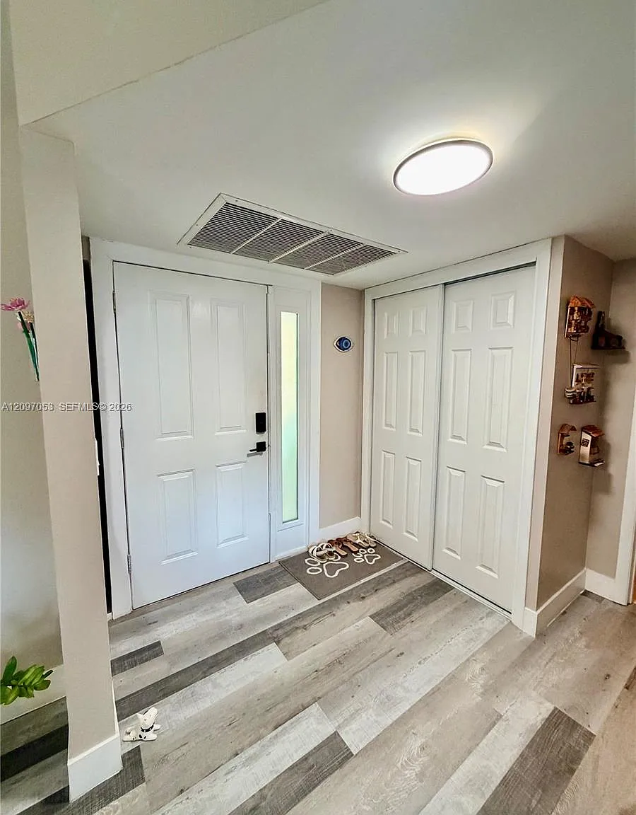 Karanda Village I-B Condo — Photo 3