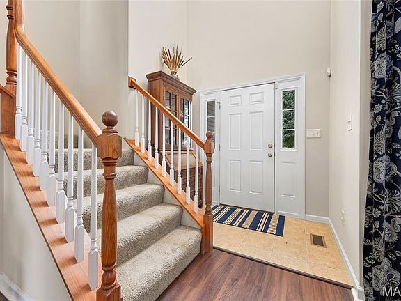 5th image of 11 Towergate Ct